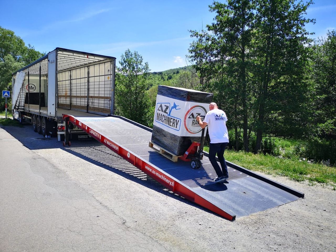 Rampe de chargement neuf AZ RAMP-PRIME PRIME WLO + 8 .  Industrial Mobil Loading Ramp: photos 11