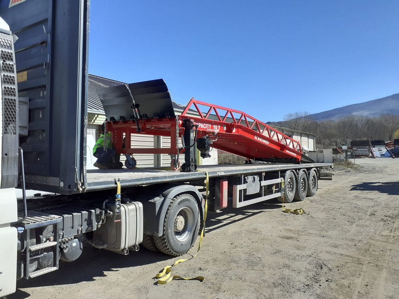 Rampe de chargement neuf Loading Ramp with with hydraulic tilting bridge -  AZ RAMP - STAR- 10T. 10 ton capacity: photos 11