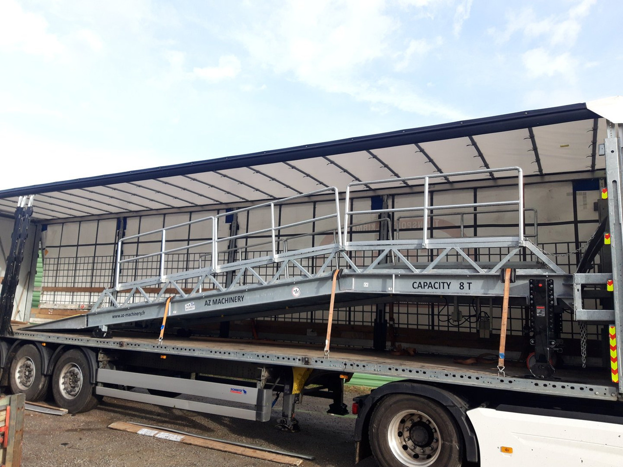 Rampe de chargement neuf Loading Ramp with with hydraulic tilting bridge -  AZ RAMP - STAR- 12T FULL GALVA: photos 17
