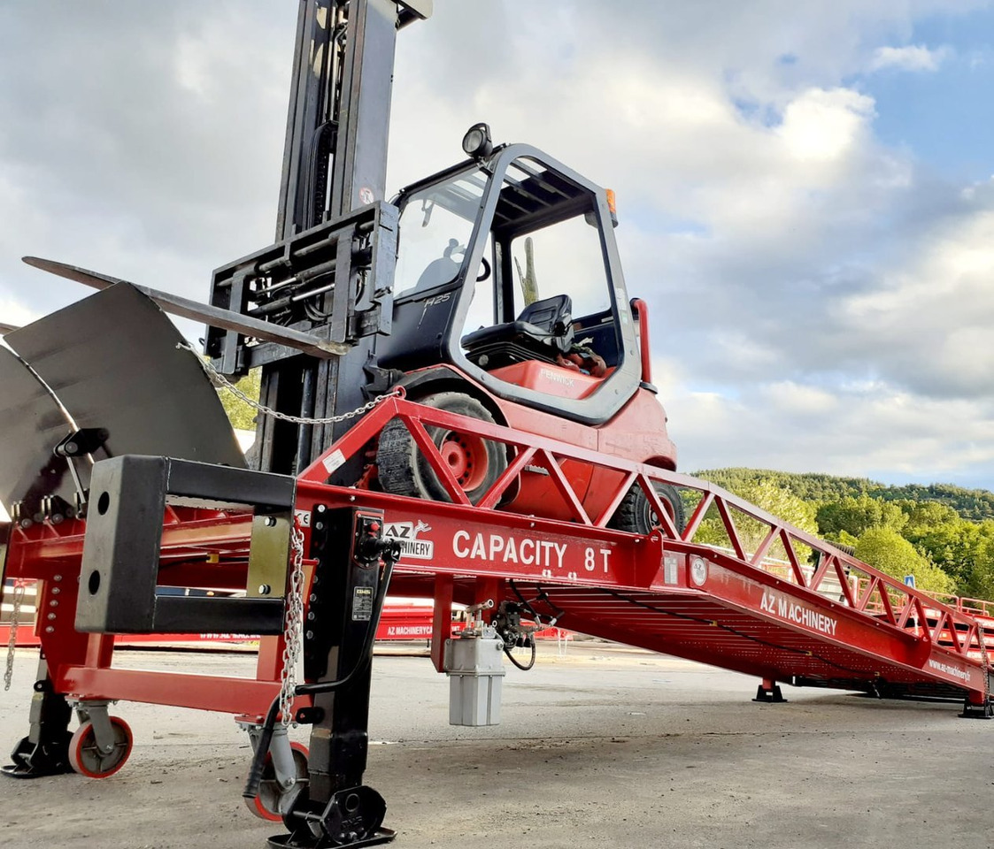 Loading Ramp with with hydraulic tilting bridge - AZ RAMP - STAR- 12T-ZR. 12 ton - Rampe de chargement: photos 2 Loading Ramp with with hydraulic tilting bridge - AZ RAMP - STAR- 12T-ZR. 12 ton - Rampe de chargement: photos 2