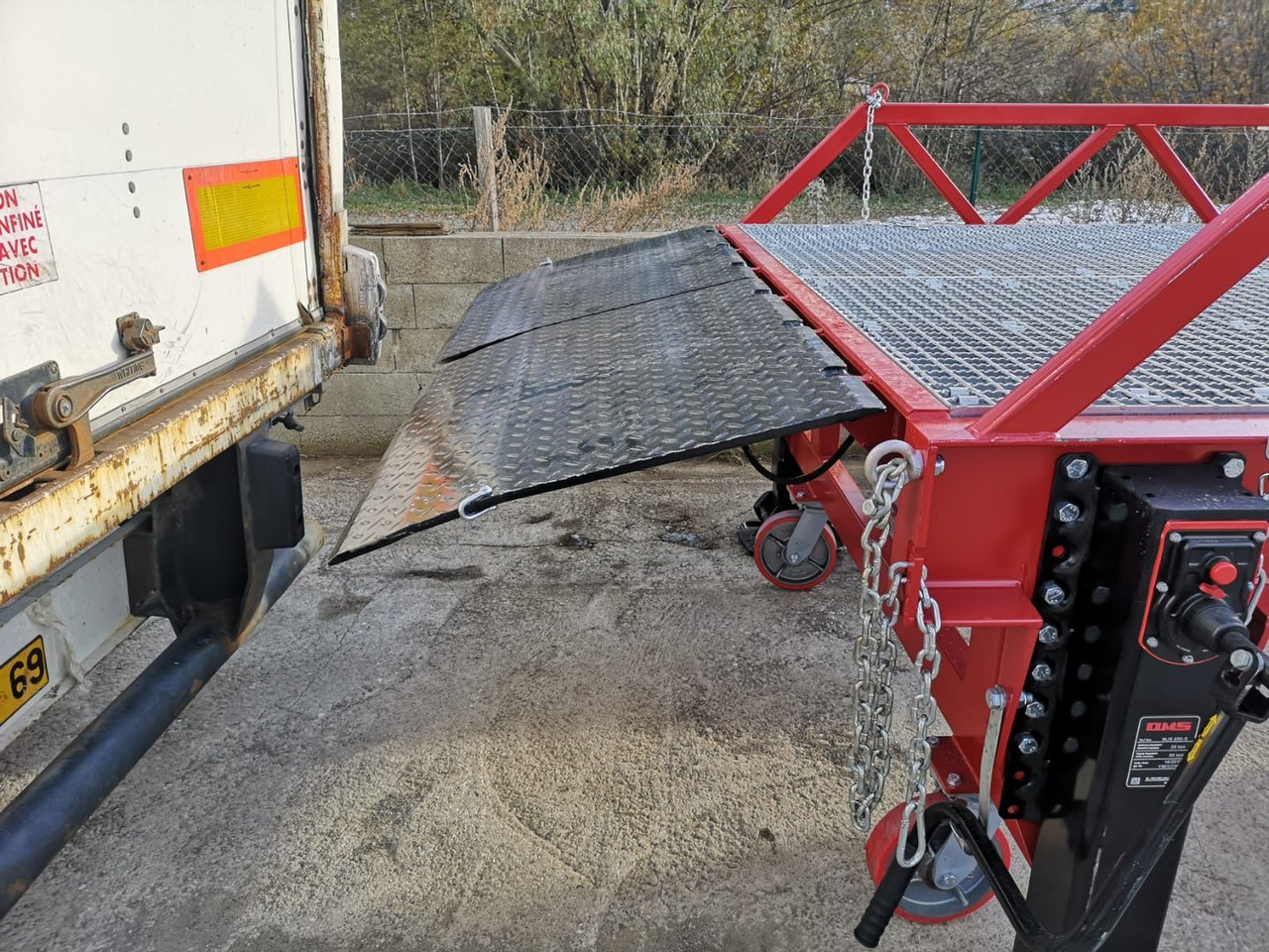 Rampe de chargement neuf Loading Ramp with with hydraulic tilting bridge -  AZ RAMP - STAR LLO- 12 T.: photos 6