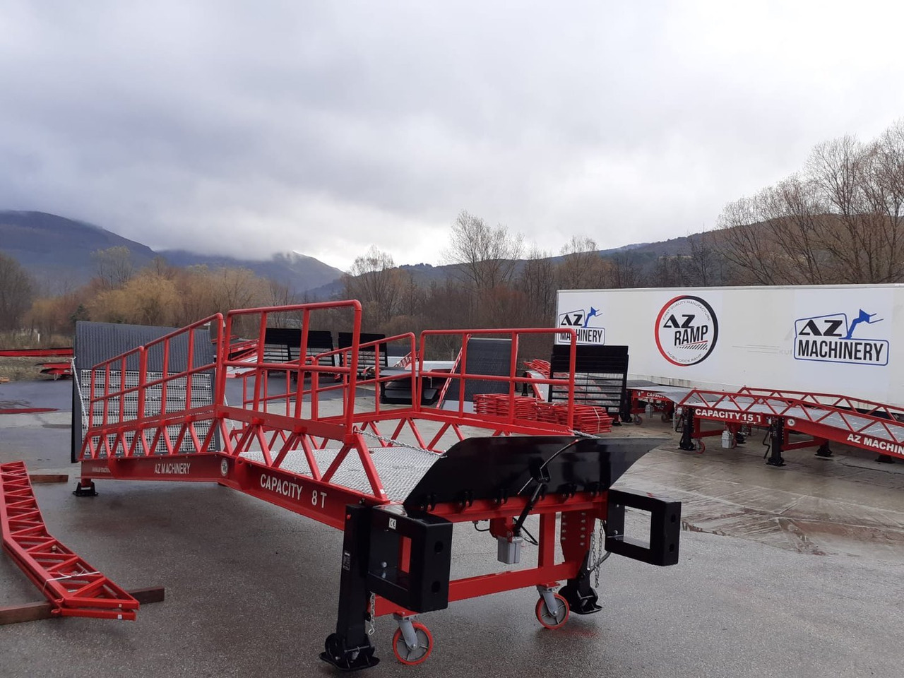 Rampe de chargement neuf Loading Ramp with with hydraulic tilting bridge -  AZ RAMP - STAR-RL- 10T. 10 ton capacity: photos 5