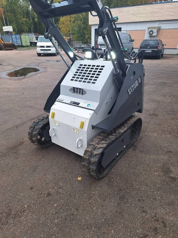 BTTL St25m-6 - Chargeuse sur chenilles: photos 3 BTTL St25m-6 - Chargeuse sur chenilles: photos 3