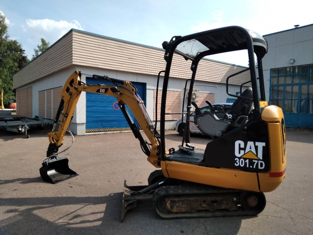 CAT 301.7 D - Mini pelle: photos 1 CAT 301.7 D - Mini pelle: photos 1