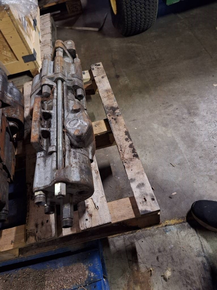 Excadrill 22A - Foreuse: photos 4 Excadrill 22A - Foreuse: photos 4