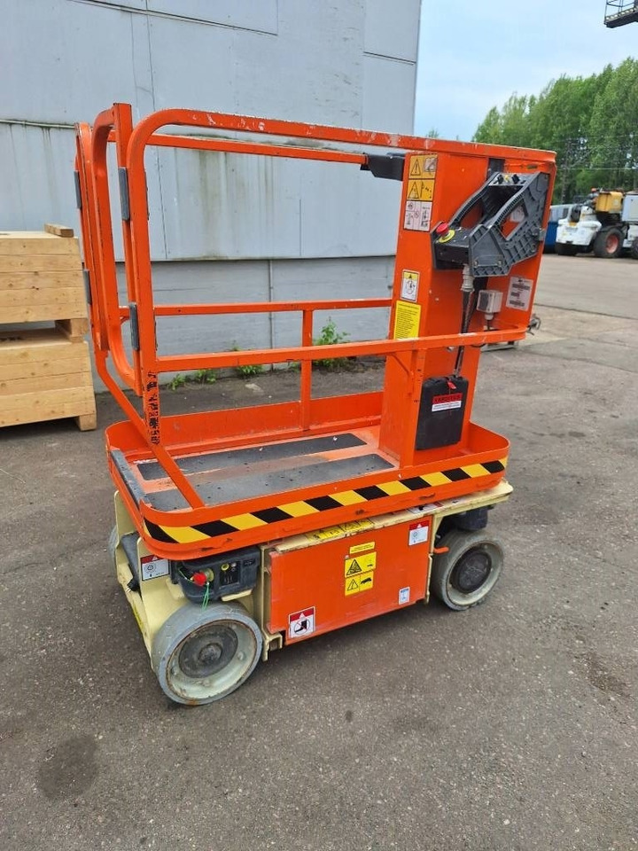 JLG 1230 ES uudet akut!! - Nacelle ciseaux: photos 2 JLG 1230 ES uudet akut!! - Nacelle ciseaux: photos 2