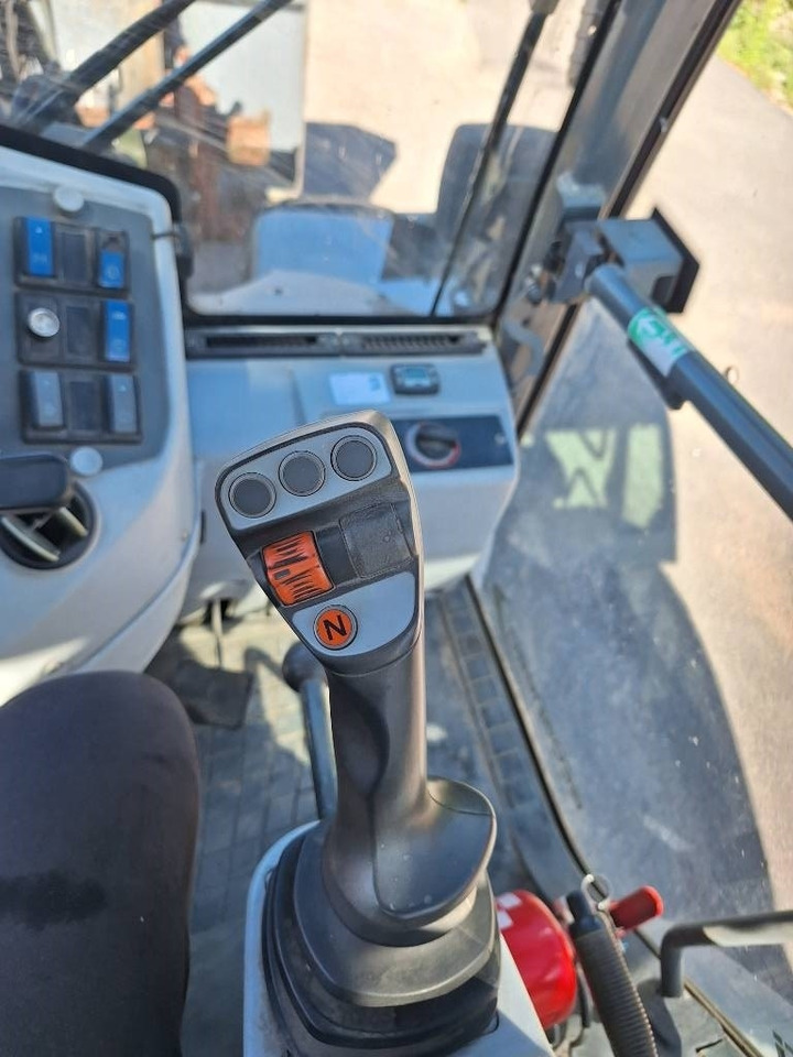 Chargeuse sur pneus Kramer-allrad 780: photos 29