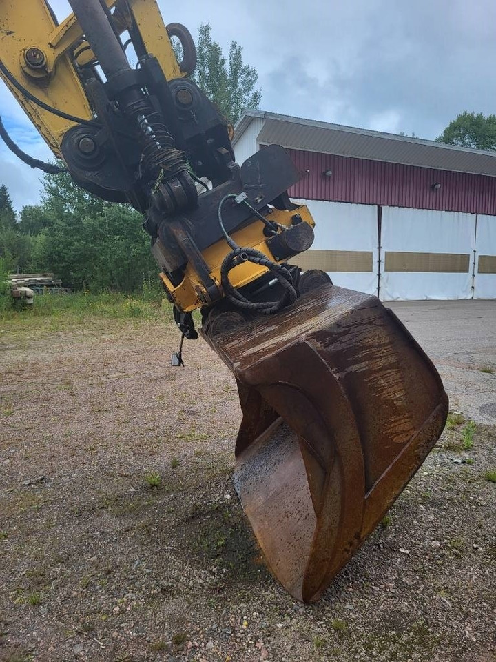 Pelle sur chenille New Holland Kobelco E 235 B SR-2: photos 14