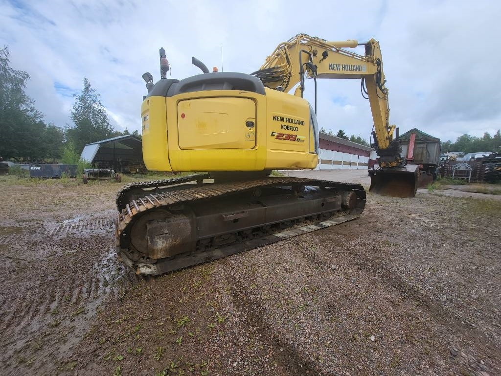 Pelle sur chenille New Holland Kobelco E 235 B SR-2: photos 9