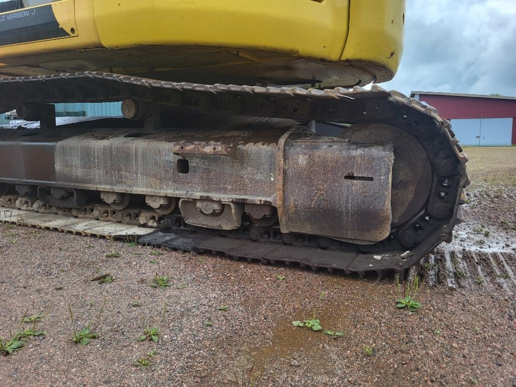 Pelle sur chenille New Holland Kobelco E 235 B SR-2: photos 16