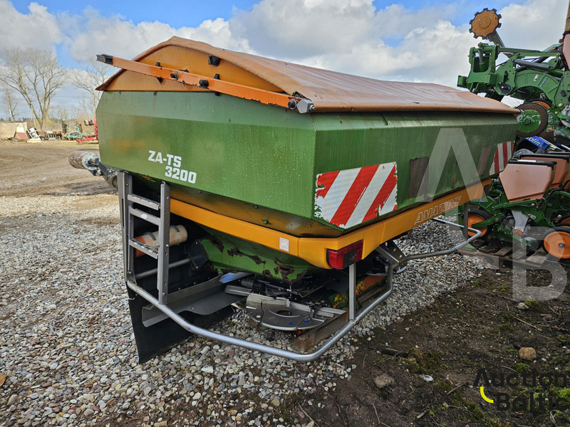 Amazone ZA-TS 3200 - Distributeur d'engrais: photos 3 Amazone ZA-TS 3200 - Distributeur d'engrais: photos 3