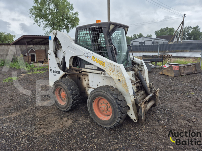 Bobcat S 250 - Mini chargeuse: photos 2 Bobcat S 250 - Mini chargeuse: photos 2