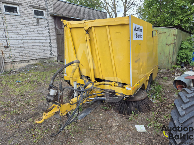 Broddway 1900 - Balayeuse de voirie: photos 1 Broddway 1900 - Balayeuse de voirie: photos 1
