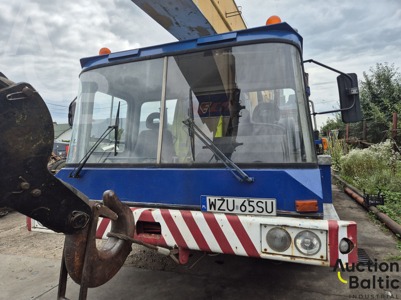 Bumar DST - Grue tout-terrain: photos 4 Bumar DST - Grue tout-terrain: photos 4