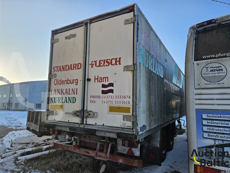 Chereau EUROGAM 247 - Semi-remorque rideaux coulissants: photos 3 Chereau EUROGAM 247 - Semi-remorque rideaux coulissants: photos 3