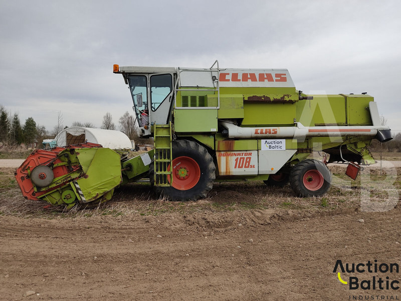 Claas Dominator 108 SL - Moissonneuse-batteuse: photos 4 Claas Dominator 108 SL - Moissonneuse-batteuse: photos 4
