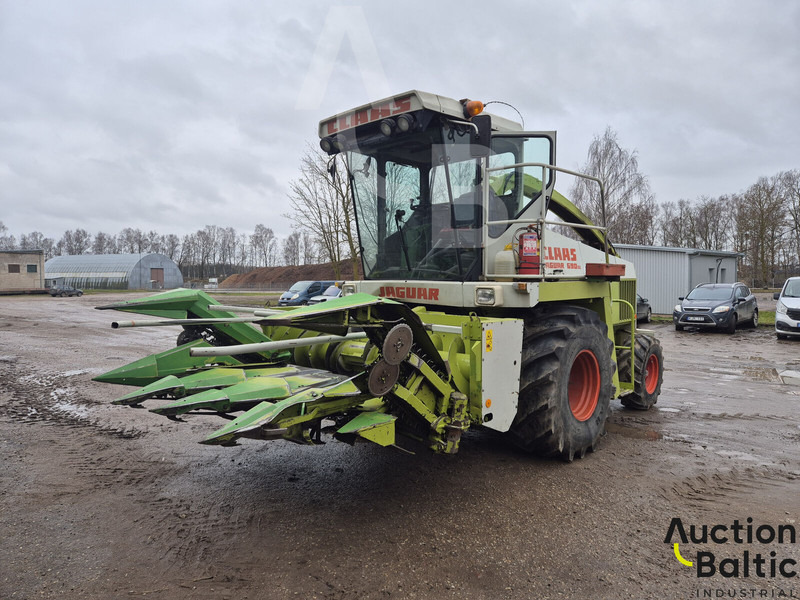 Claas Jaguar 690 SL - Ensileuse: photos 1 Claas Jaguar 690 SL - Ensileuse: photos 1