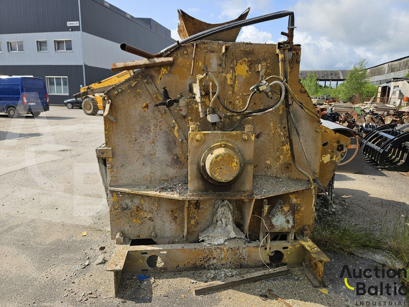 Concrete mixer - Bétonnière: photos 4 Concrete mixer - Bétonnière: photos 4