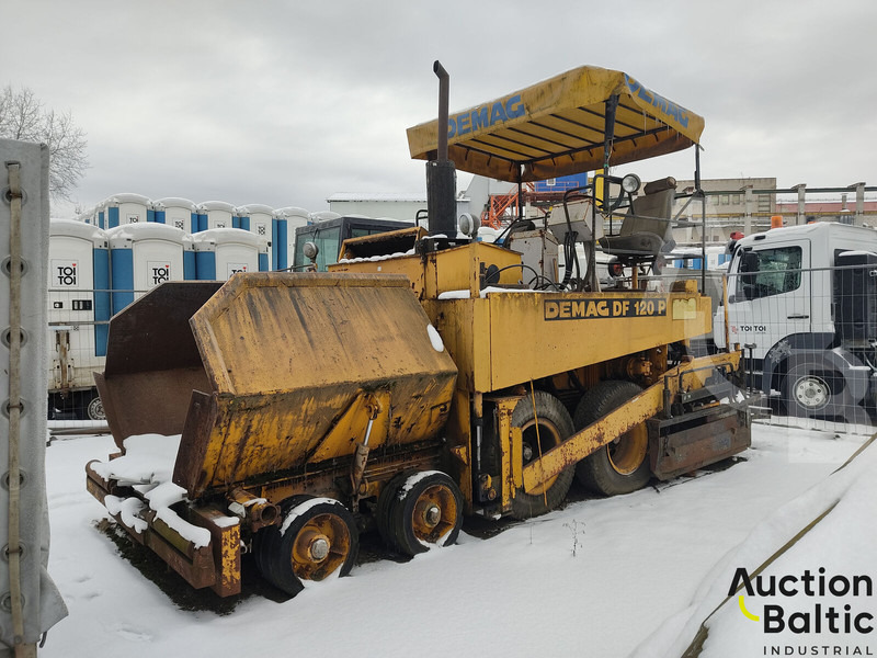 Demag DF 120 P - Finisseur: photos 2 Demag DF 120 P - Finisseur: photos 2