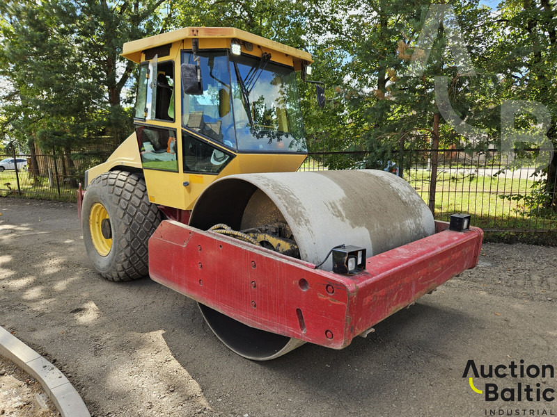 Dynapac CA 302 D - Compacteur: photos 1 Dynapac CA 302 D - Compacteur: photos 1
