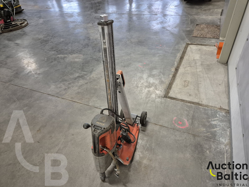 Husqvarna DM280 and DS250 - Foreuse: photos 5 Husqvarna DM280 and DS250 - Foreuse: photos 5