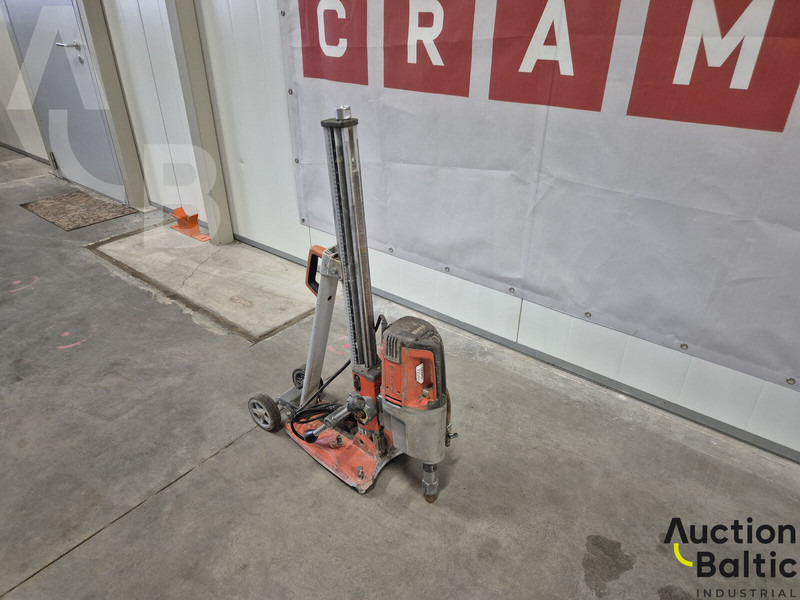 Husqvarna DM280 and DS250 - Foreuse: photos 4 Husqvarna DM280 and DS250 - Foreuse: photos 4