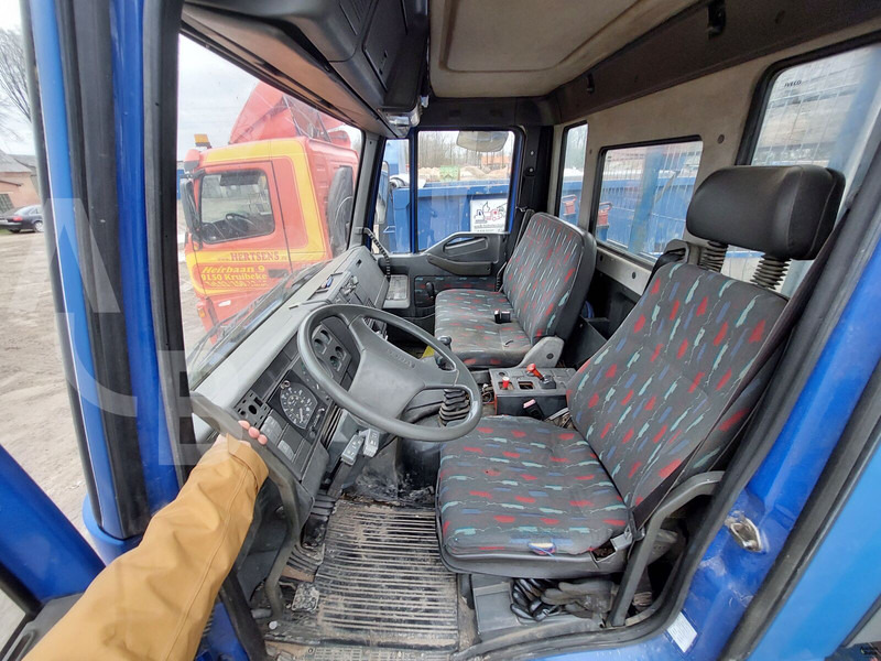 Camion plateau, Camion grue Iveco 180E18: photos 6