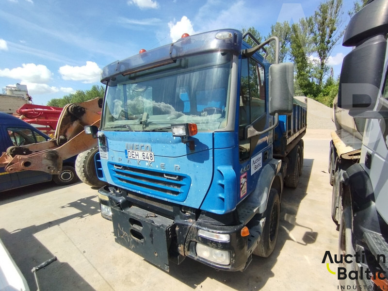 Iveco 260 E44 - Camion benne: photos 5 Iveco 260 E44 - Camion benne: photos 5