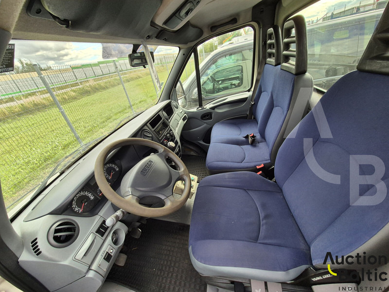 Iveco 50C18 - Camion avec nacelle: photos 5 Iveco 50C18 - Camion avec nacelle: photos 5