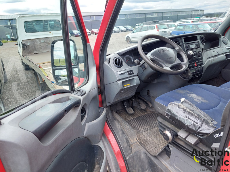 Iveco 50C18 - Camion plateau: photos 5 Iveco 50C18 - Camion plateau: photos 5