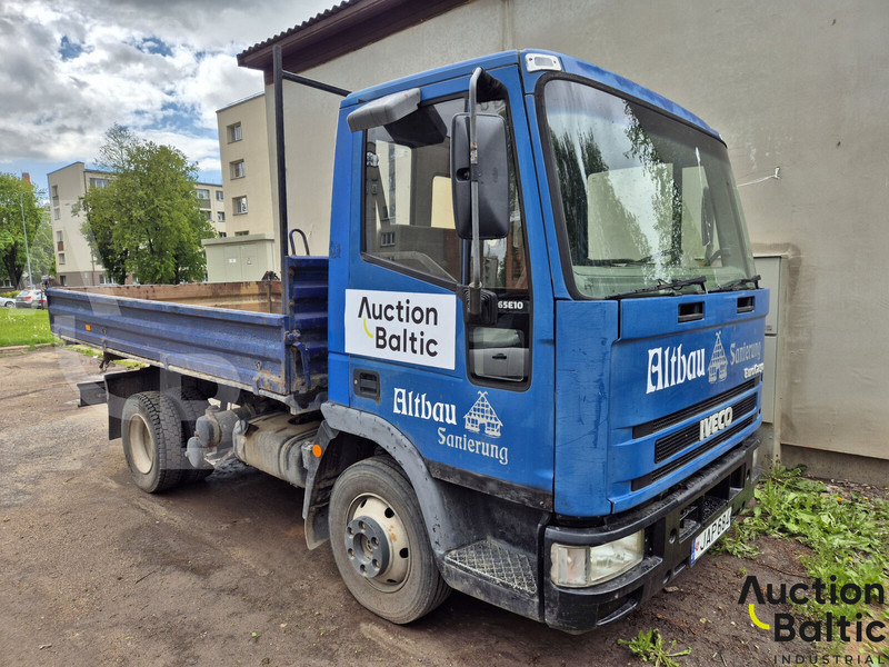Iveco 65E10 - Camion benne: photos 1 Iveco 65E10 - Camion benne: photos 1