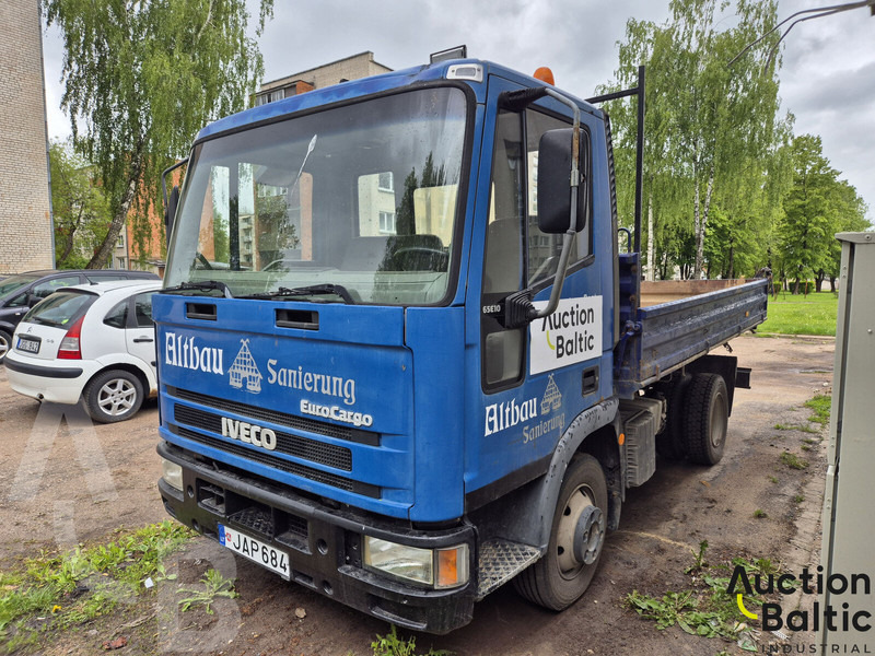 Iveco 65E10 - Camion benne: photos 2 Iveco 65E10 - Camion benne: photos 2