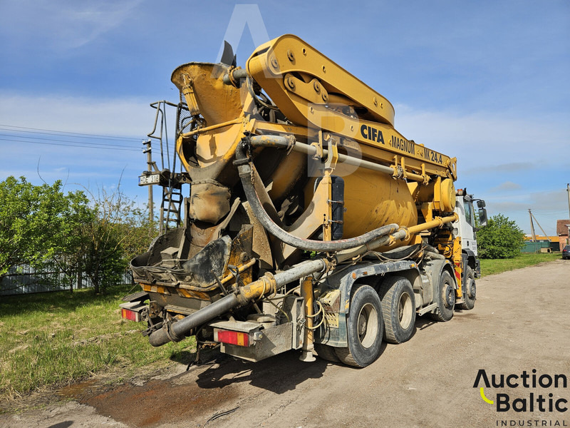Iveco Magirus - Pompe à béton stationnaire: photos 4 Iveco Magirus - Pompe à béton stationnaire: photos 4