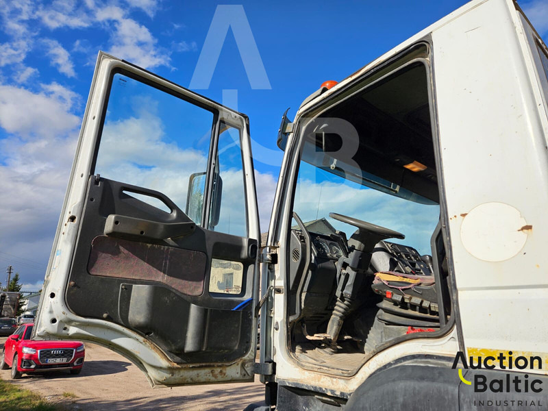 Iveco Magirus - Pompe à béton stationnaire: photos 5 Iveco Magirus - Pompe à béton stationnaire: photos 5