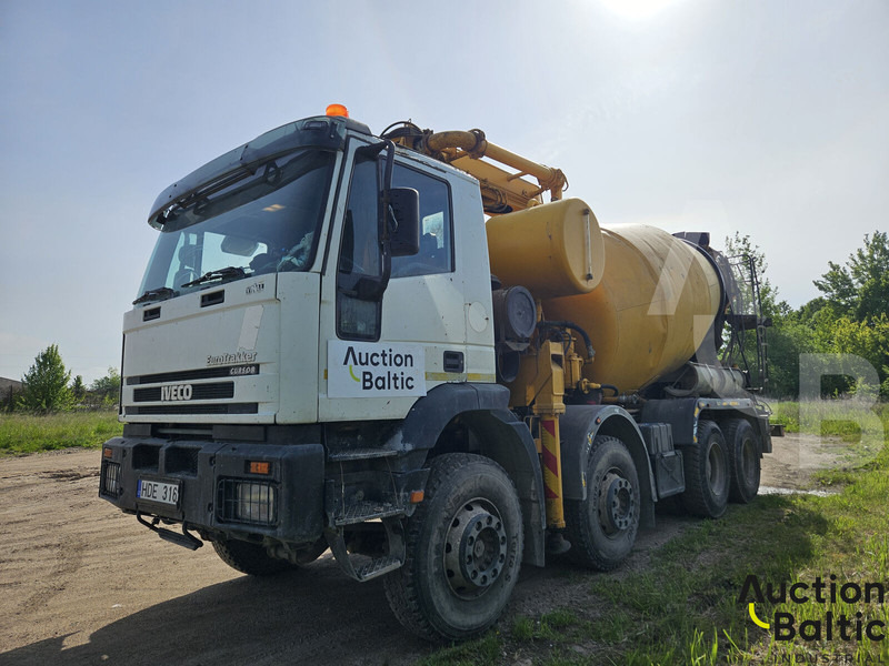 Iveco Magirus - Pompe à béton stationnaire: photos 2 Iveco Magirus - Pompe à béton stationnaire: photos 2