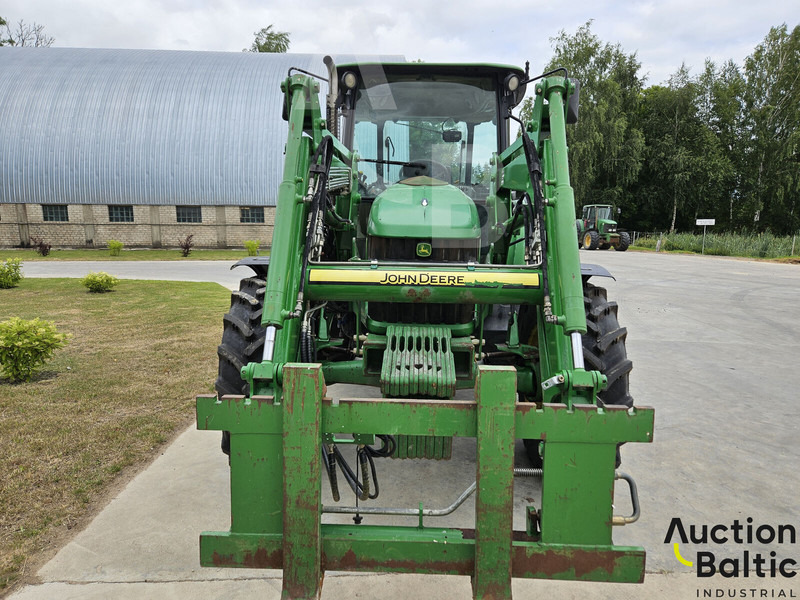 John Deere 5100 R - Tracteur agricole: photos 3 John Deere 5100 R - Tracteur agricole: photos 3