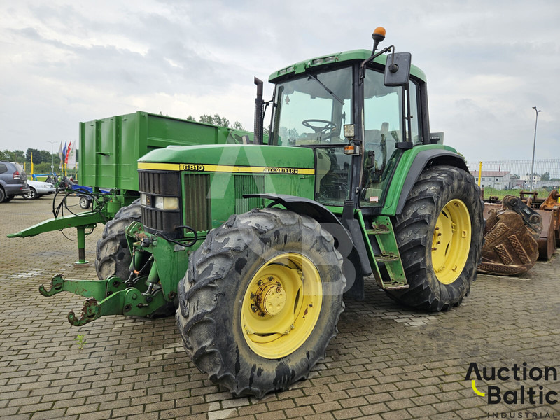 John Deere 6810 - Tracteur agricole: photos 1 John Deere 6810 - Tracteur agricole: photos 1