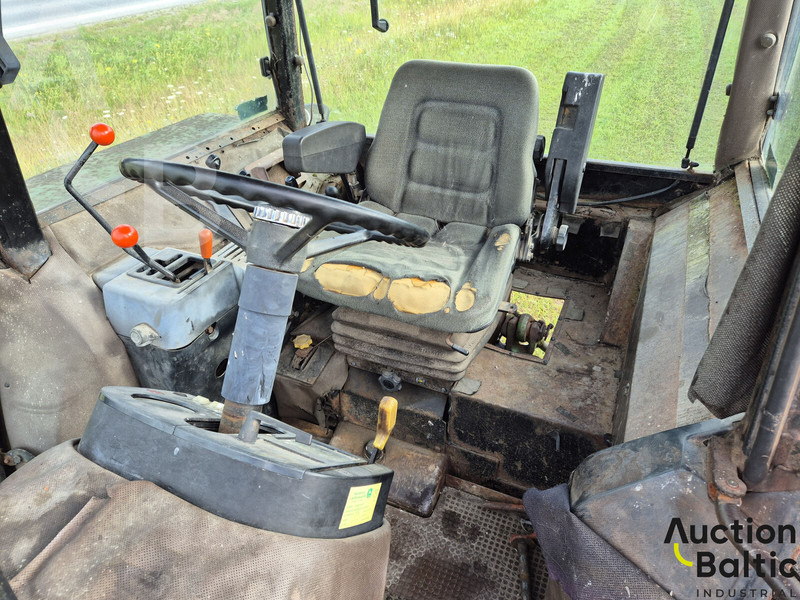 John Deere MFWD - Tracteur agricole: photos 5 John Deere MFWD - Tracteur agricole: photos 5