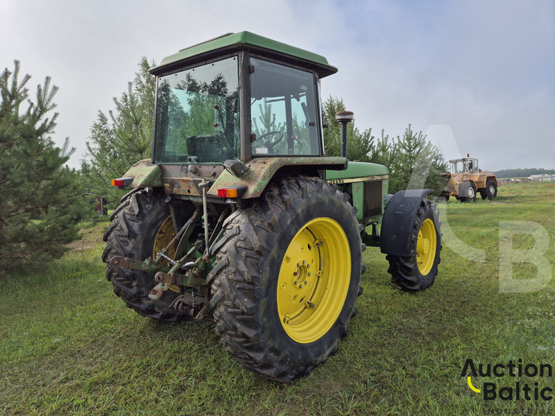 John Deere MFWD - Tracteur agricole: photos 3 John Deere MFWD - Tracteur agricole: photos 3