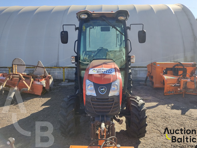 KIOTI CK 4030 - Tracteur agricole: photos 3 KIOTI CK 4030 - Tracteur agricole: photos 3