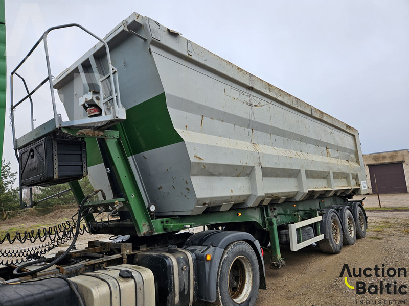 Kempf SKM 35/3 - Semi-remorque rideaux coulissants: photos 1 Kempf SKM 35/3 - Semi-remorque rideaux coulissants: photos 1