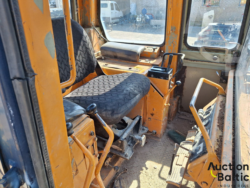 Komatsu D57S-1 - Chargeuse sur chenilles: photos 5 Komatsu D57S-1 - Chargeuse sur chenilles: photos 5