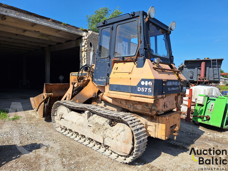 Komatsu D57S-1 - Chargeuse sur chenilles: photos 2 Komatsu D57S-1 - Chargeuse sur chenilles: photos 2