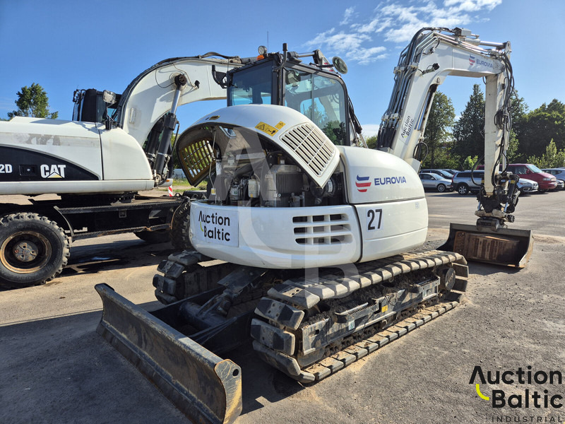 Komatsu PC80MR-3 - Mini pelle: photos 4 Komatsu PC80MR-3 - Mini pelle: photos 4