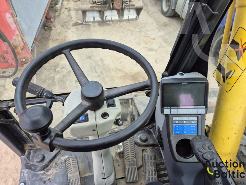 Pelle sur pneus Komatsu PW160: photos 15