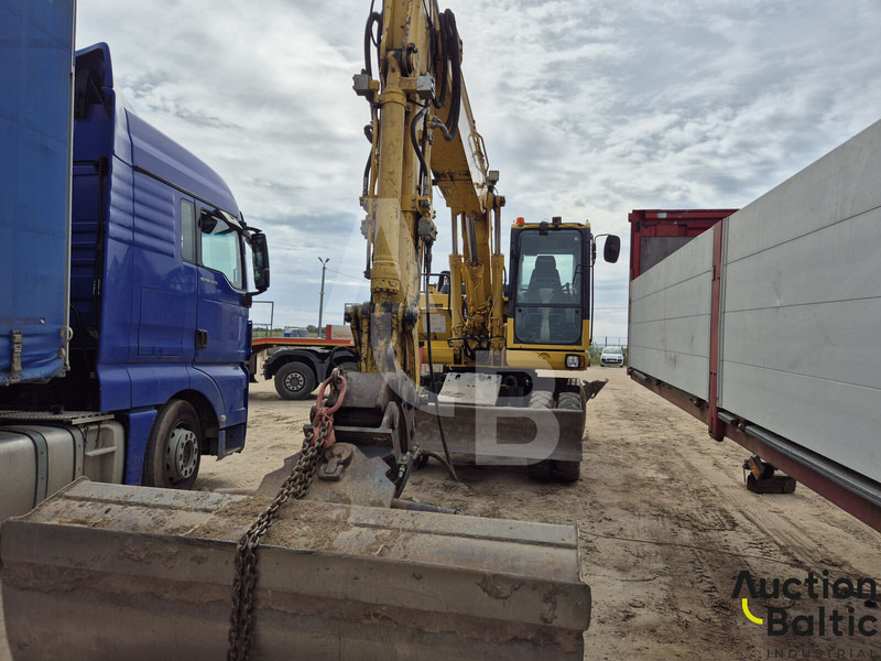Pelle sur pneus Komatsu PW160: photos 9