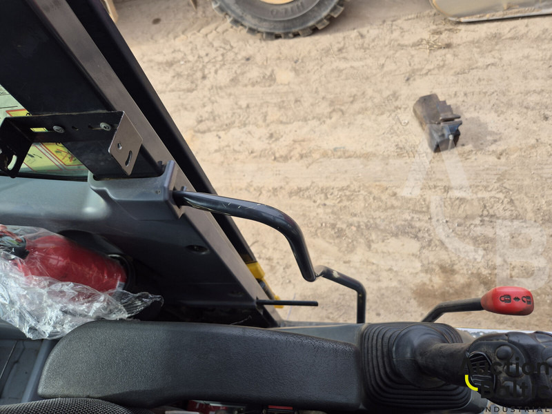 Pelle sur pneus Komatsu PW160: photos 11