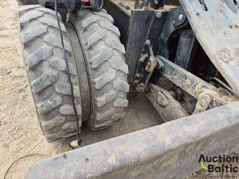 Pelle sur pneus Komatsu PW160: photos 19