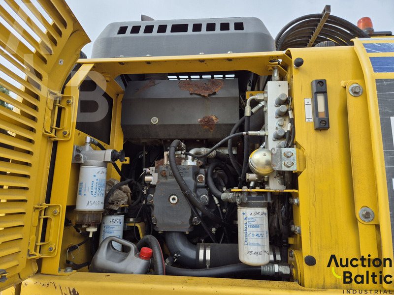 Pelle sur pneus Komatsu PW160: photos 14