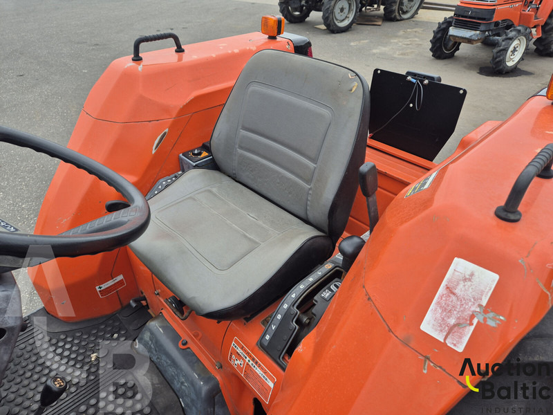 Kubota GL 29 - Tracteur agricole: photos 5 Kubota GL 29 - Tracteur agricole: photos 5
